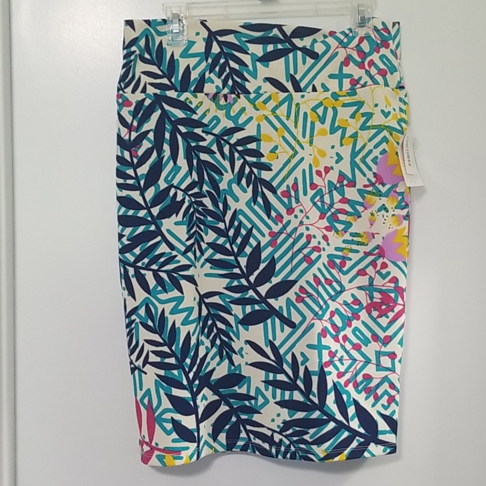 Lularoe Cassie
